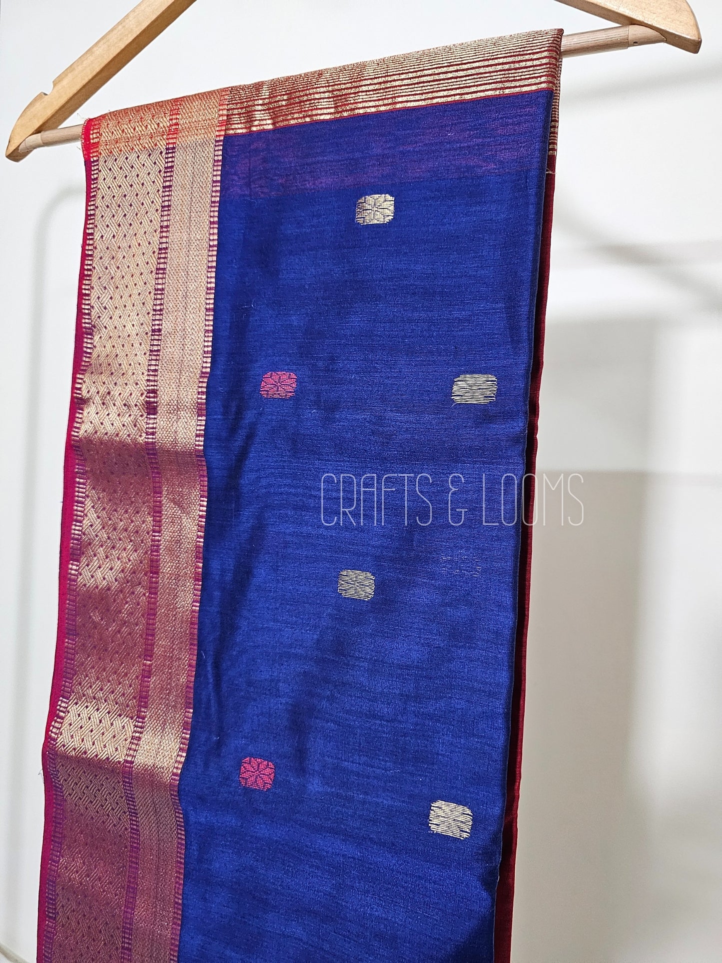 Maheshwari Red & Blue Cotton Silk Saree