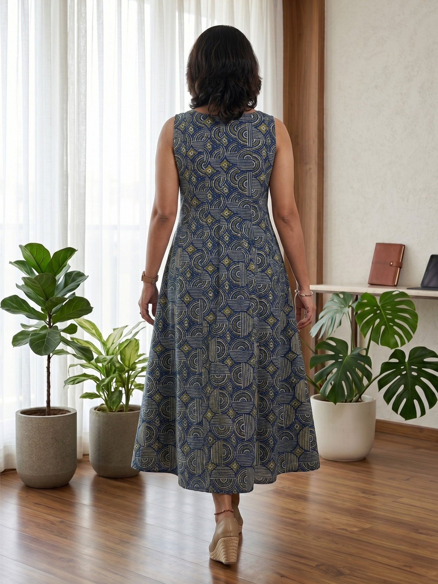 Blue teal spiral vacation wear by darzaania