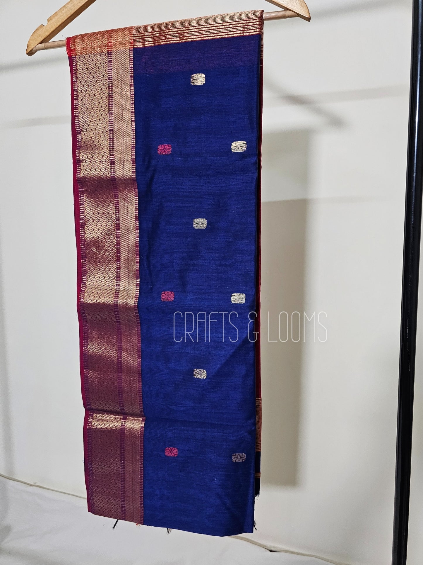 Maheshwari Red & Blue Cotton Silk Saree