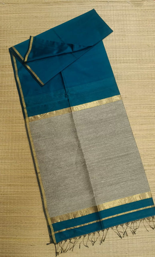 Maheshwari Peacock Blue Color Kosa Pallu Saree