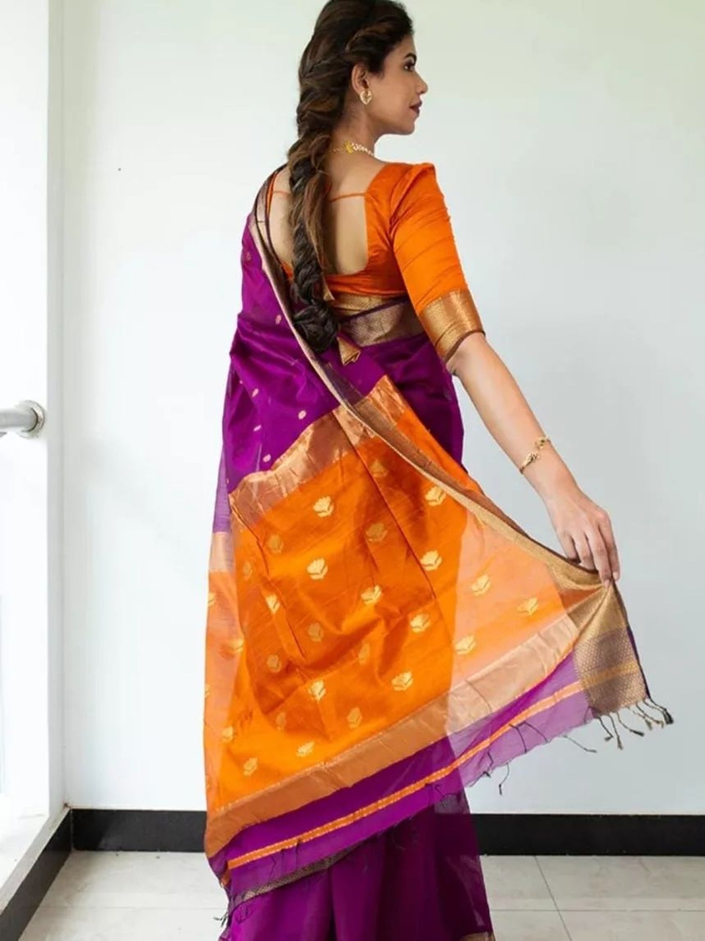 Maheshwari handmade heavy Rose Buta Pallu Saree
