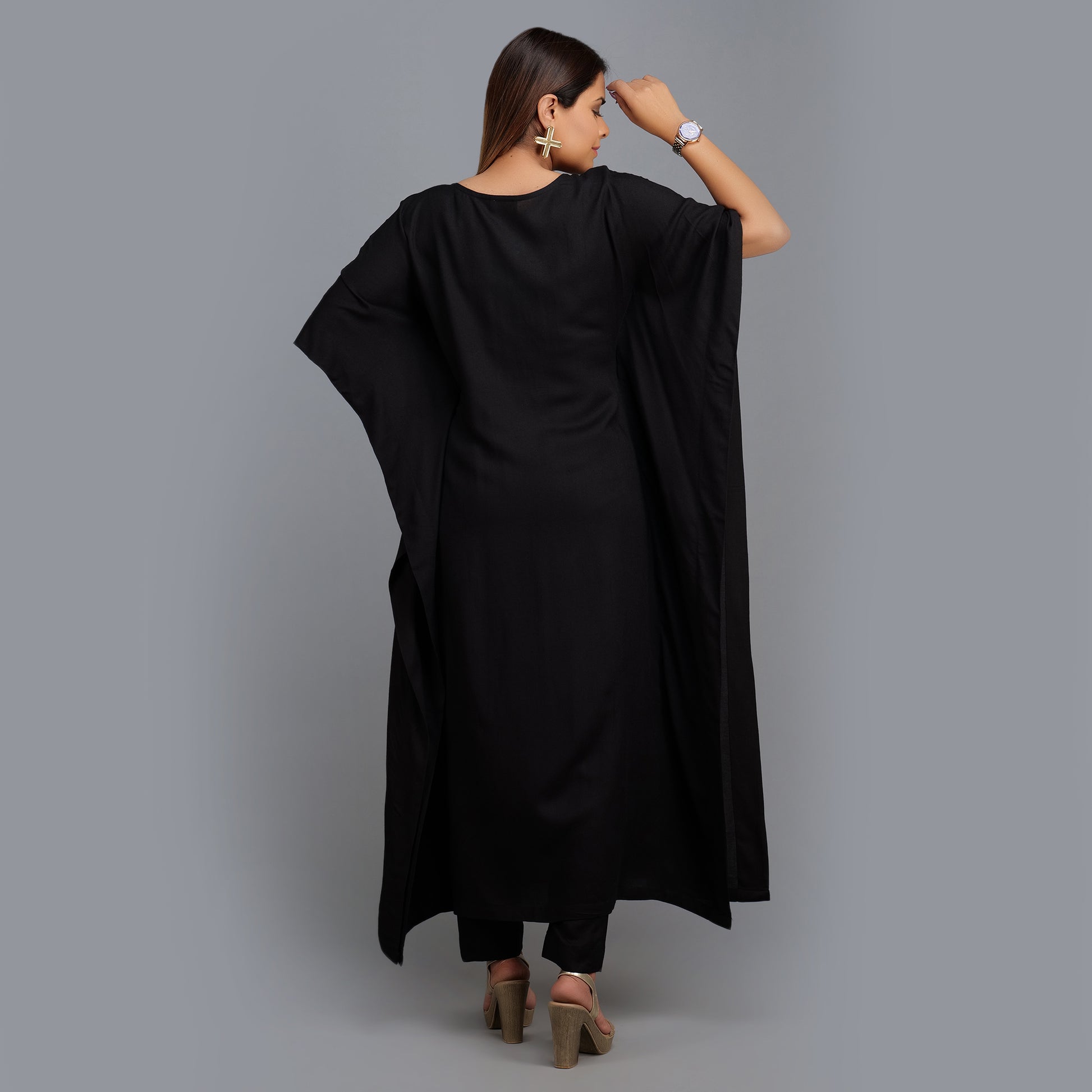 Black Kaftan Set Online